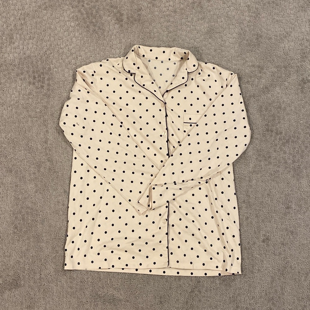 polka dot pj top from uniqlo